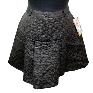 Lily White Textured Skirt Black